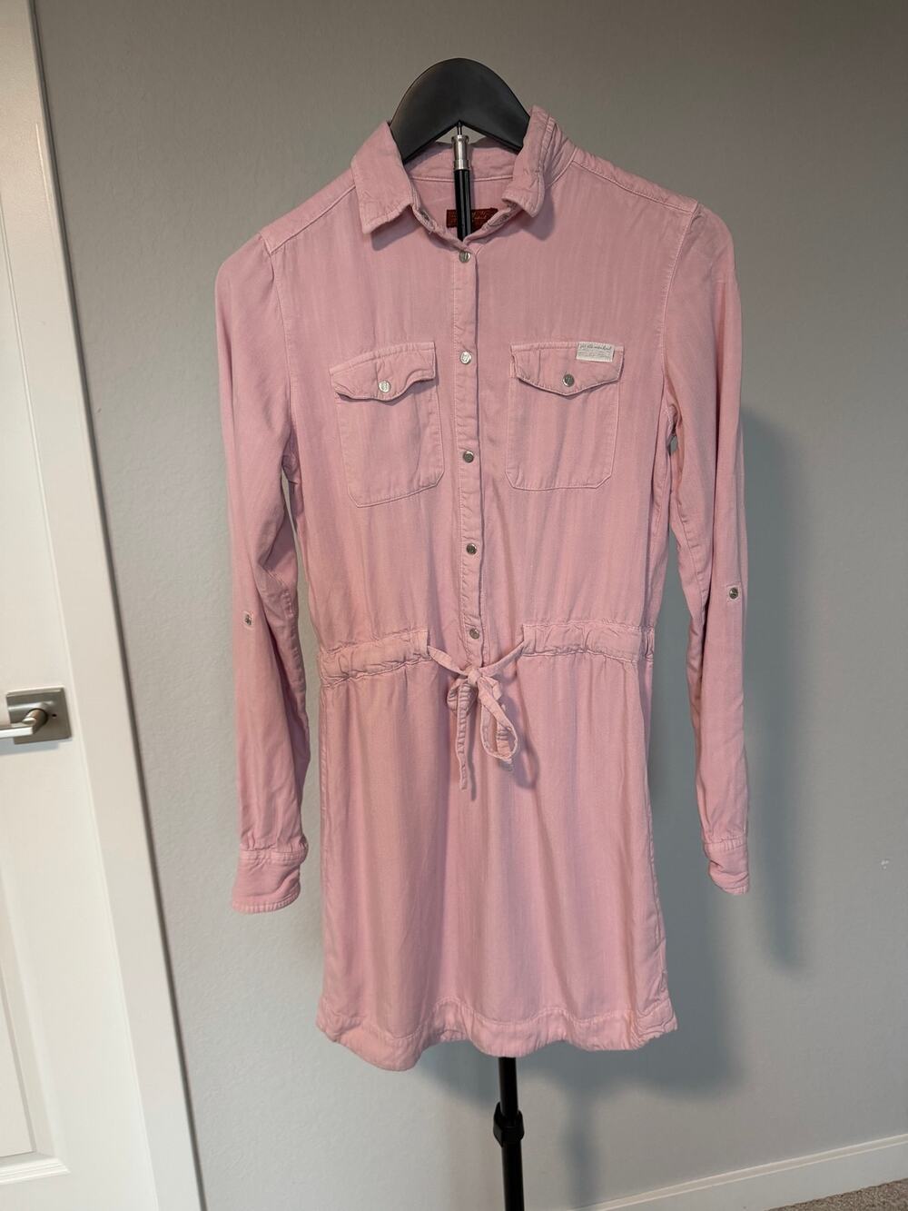 7 For All Mankind Pink Rayon Utility Shirt Dress Coastal Quiet Luxury Travel